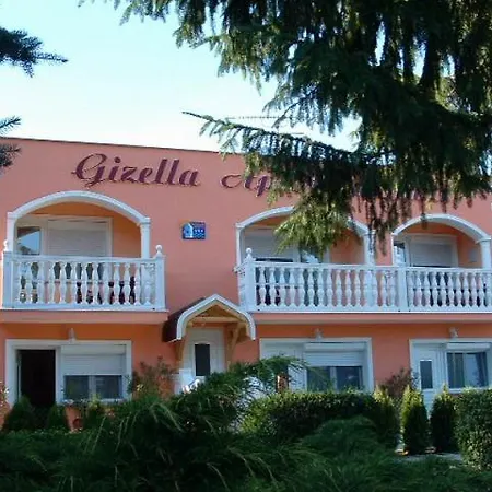 Gizella Apartmanhaus Buk Room photo