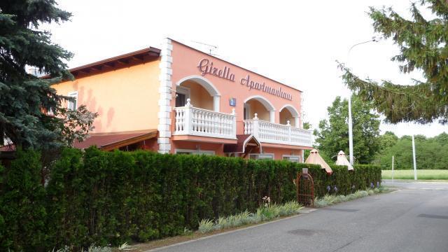 Appartamento Gizella Apartmanhaus Bük